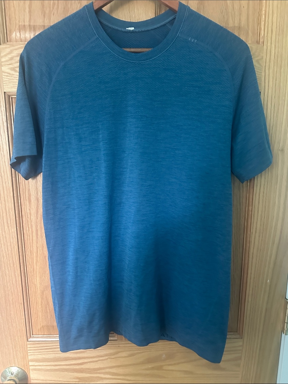 lululemon athletica Men's Deep Teal Short Sleeve Crew